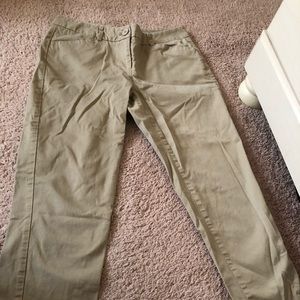 New York & Company Khaki Crop Pants